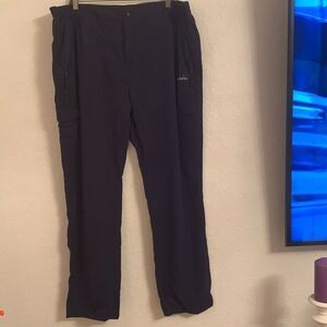 Clothin Men's Black Golf Cargo Pants Straight Leg Size 2XL/ 32L